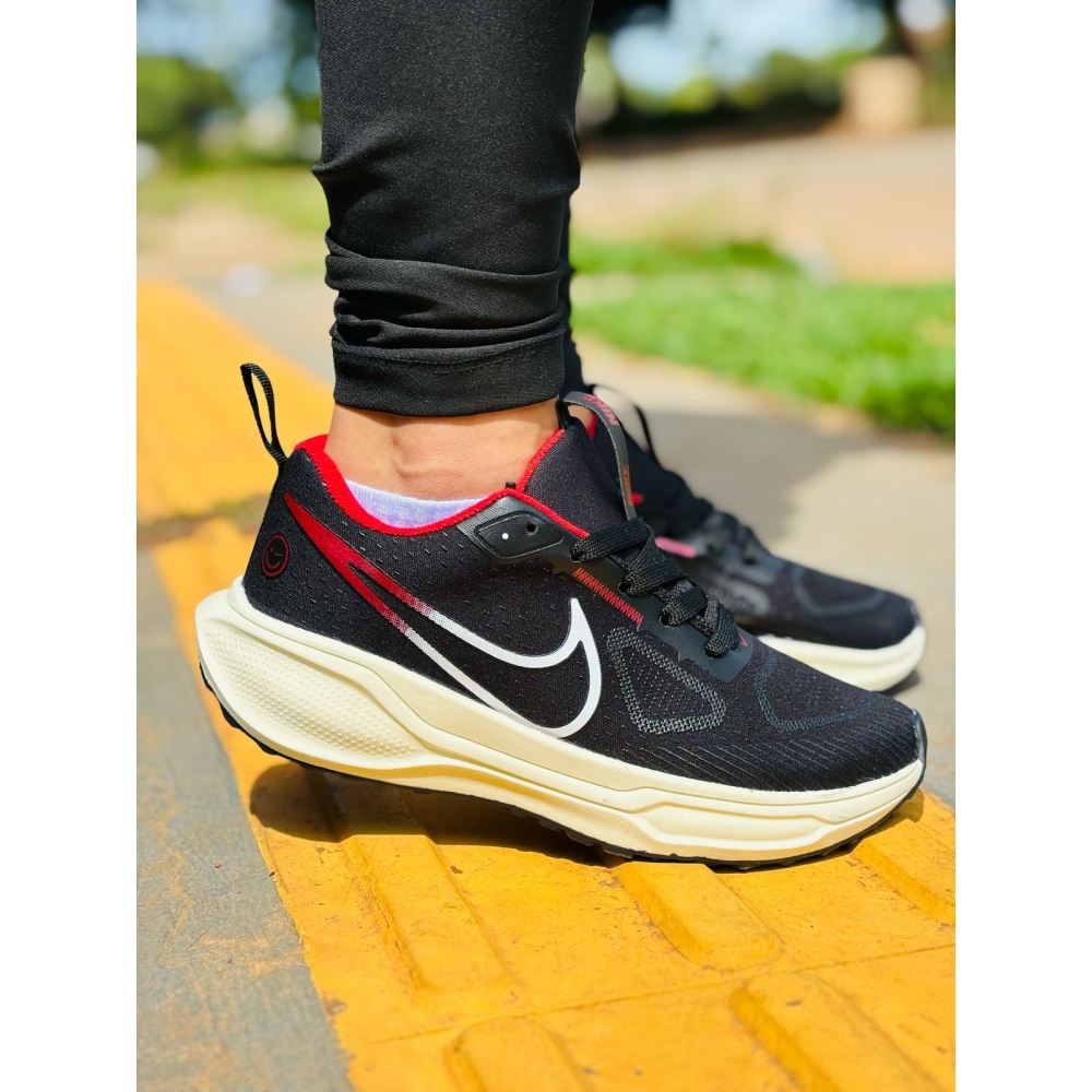 Nike Air Zoom - Preto Vermelho