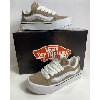 Vans KNU