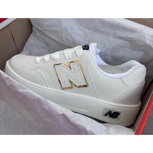 New Balance CT303 - Branco Dourado