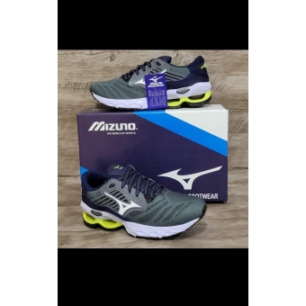 Mizuno Wave20