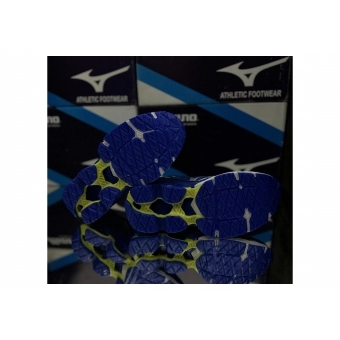 Mizuno Wave20