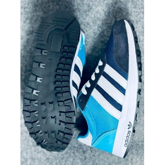 Adidas Retro