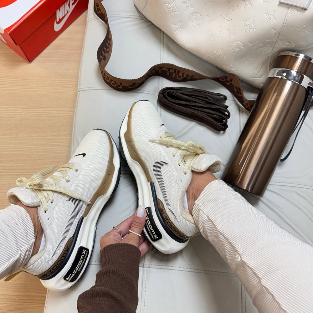 Nike Invincle Run 3 - Off-Cacau