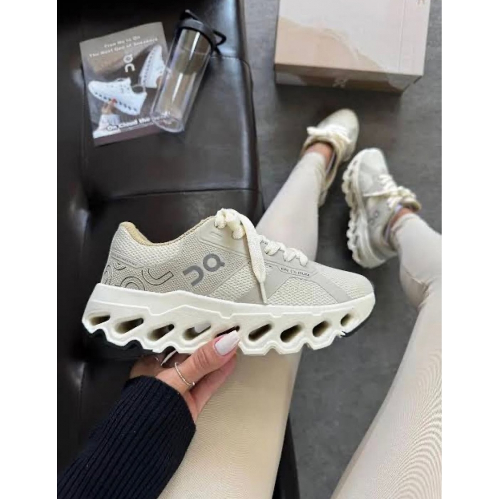 On Cloud - Off-White