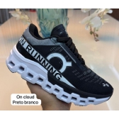 On Running - Preto-Branco