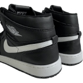 Jordan - Todo Preto