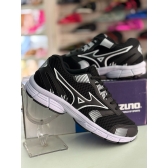 Mizuno Jet - Preto Branco