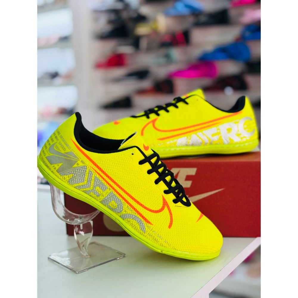 Chuteira  Nike Futsal - Amarelo laranja
