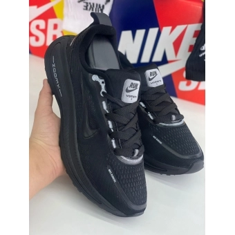 Nike Zoom Vomero