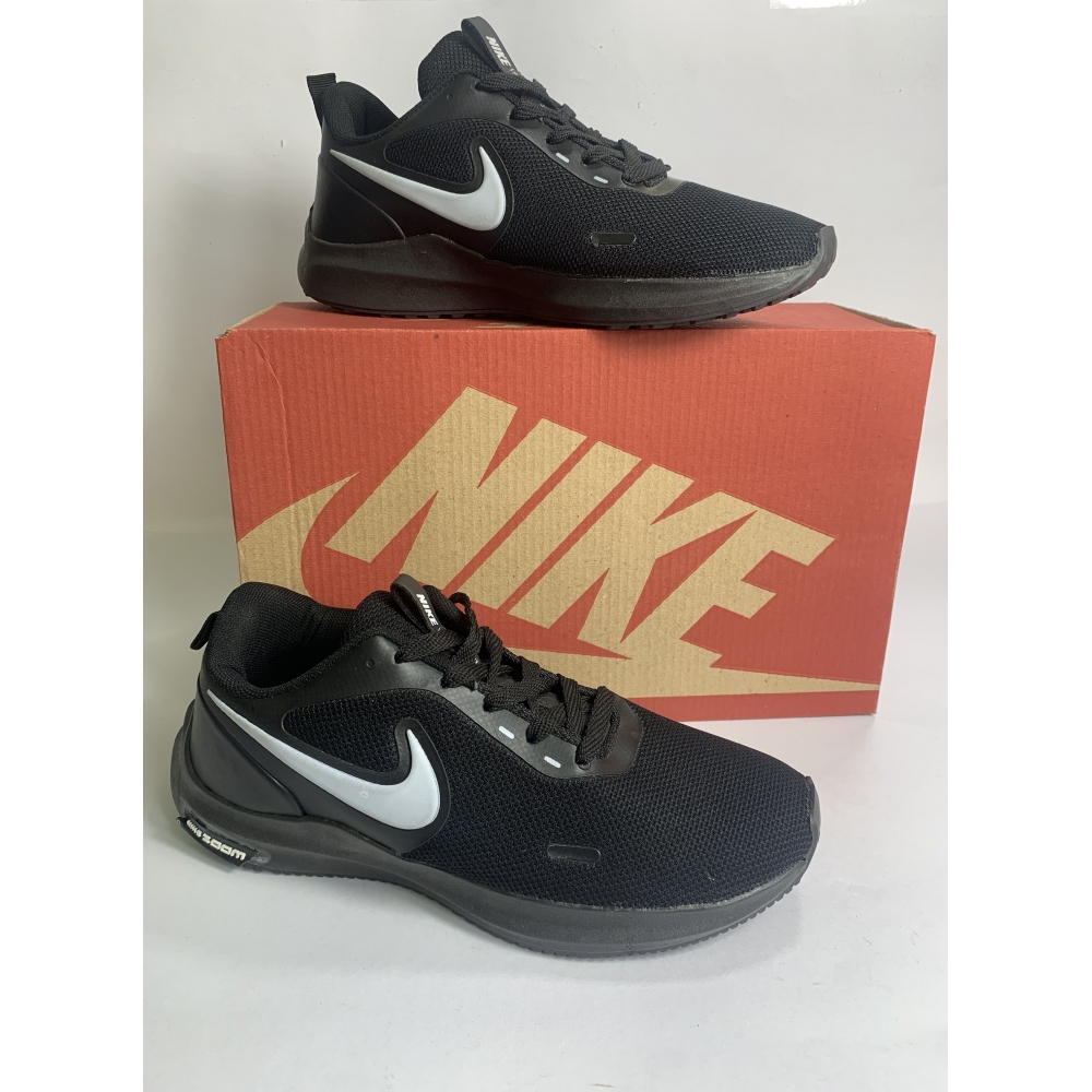 Nike Zoom - Preto Branco