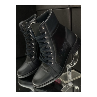 Coturno Rasteiro Street