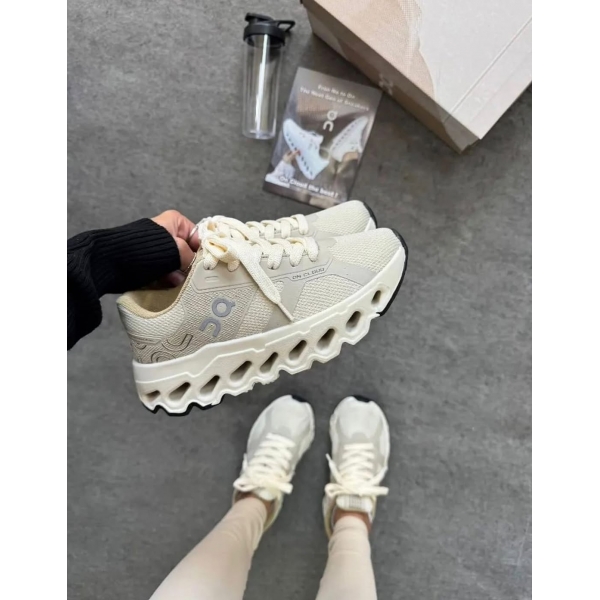 On Cloud - Off-White