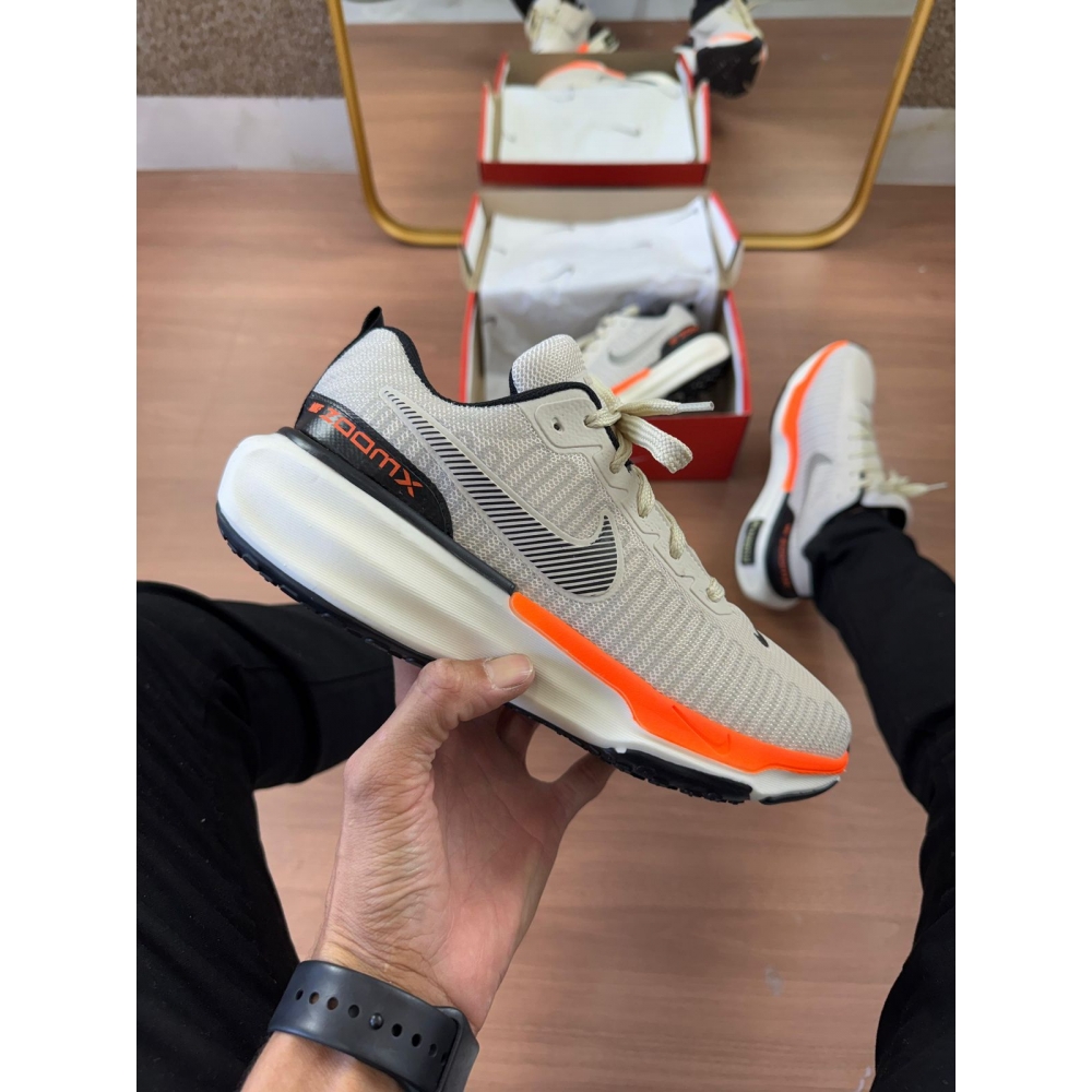Nike Invincle Run 3 - Off Laranja