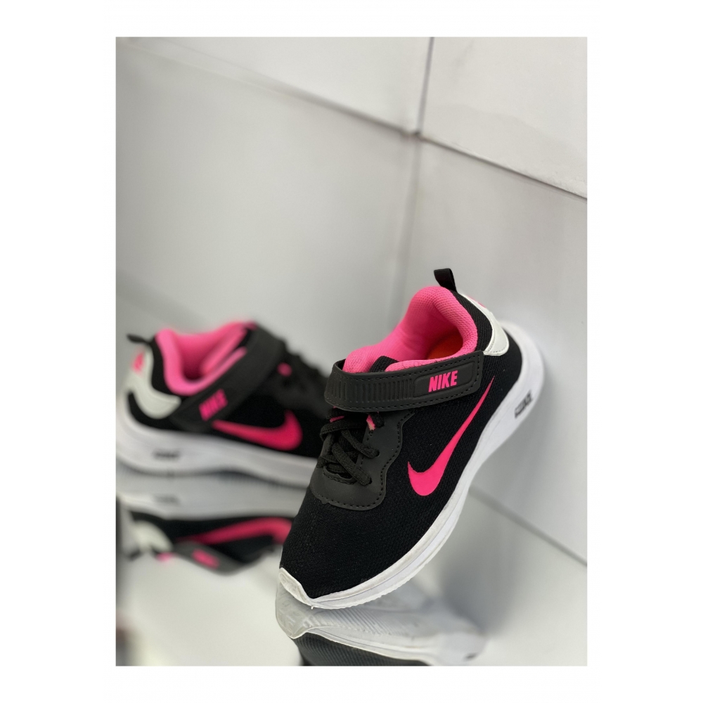 Nike Infantil - Preto Pink
