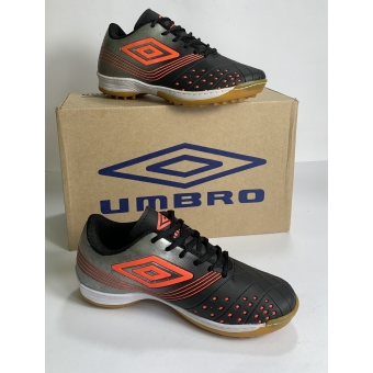 Chuteira Umbro Society