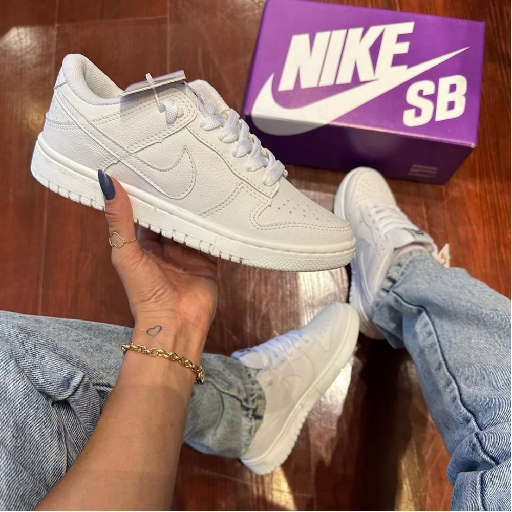 Nike Dunk - Branco